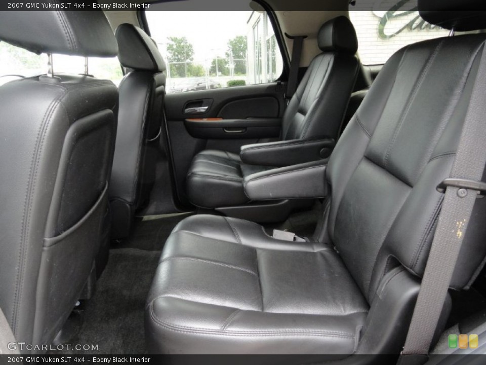 Ebony Black Interior Photo for the 2007 GMC Yukon SLT 4x4 #52456448