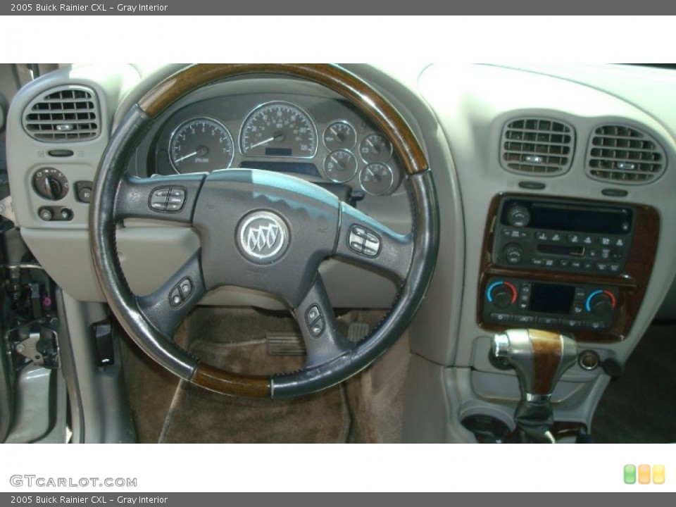 Gray Interior Dashboard for the 2005 Buick Rainier CXL #52461044