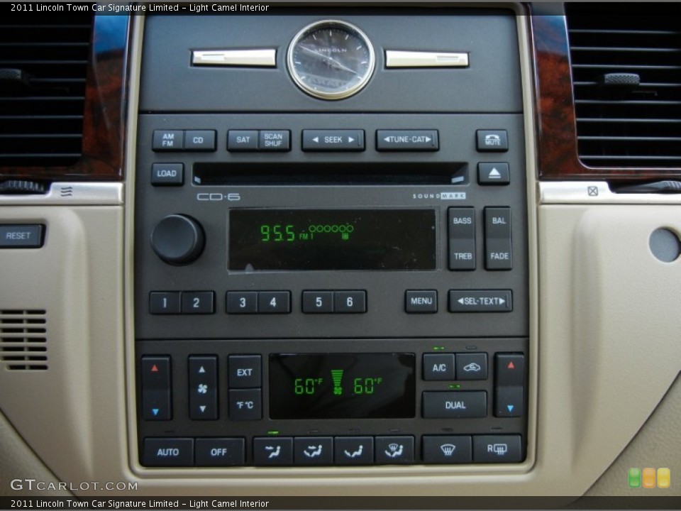 Light Camel Interior Controls for the 2011 Lincoln Town Car Signature Limited #52462067