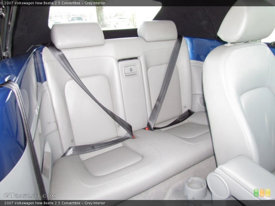 Grey Interior Photo for the 2007 Volkswagen New Beetle 2.5 Convertible #52462817