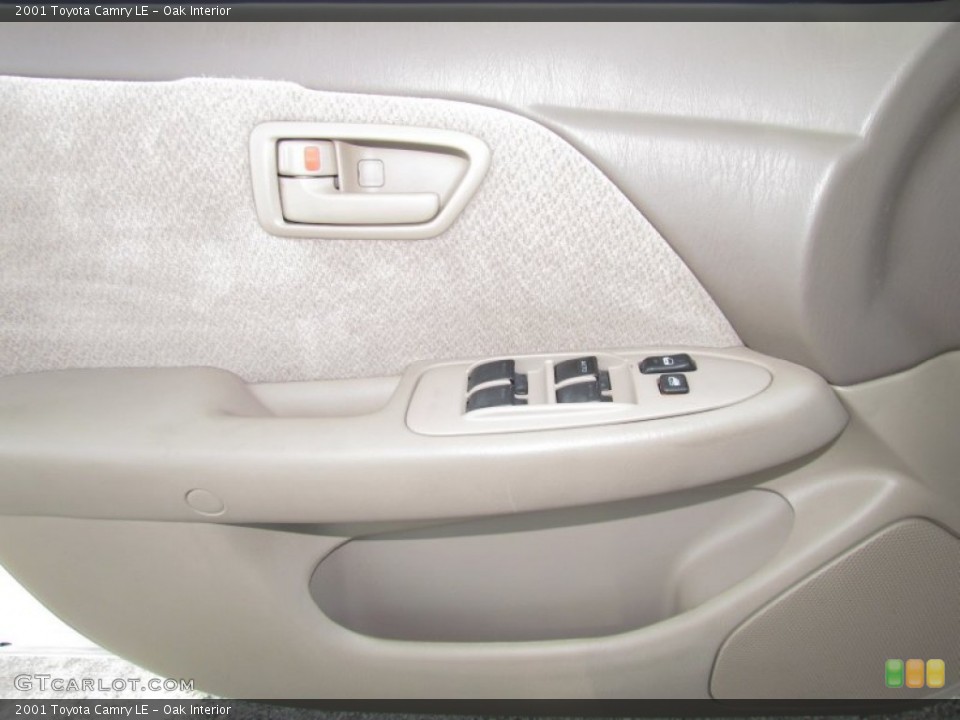 Oak Interior Door Panel for the 2001 Toyota Camry LE #52463141