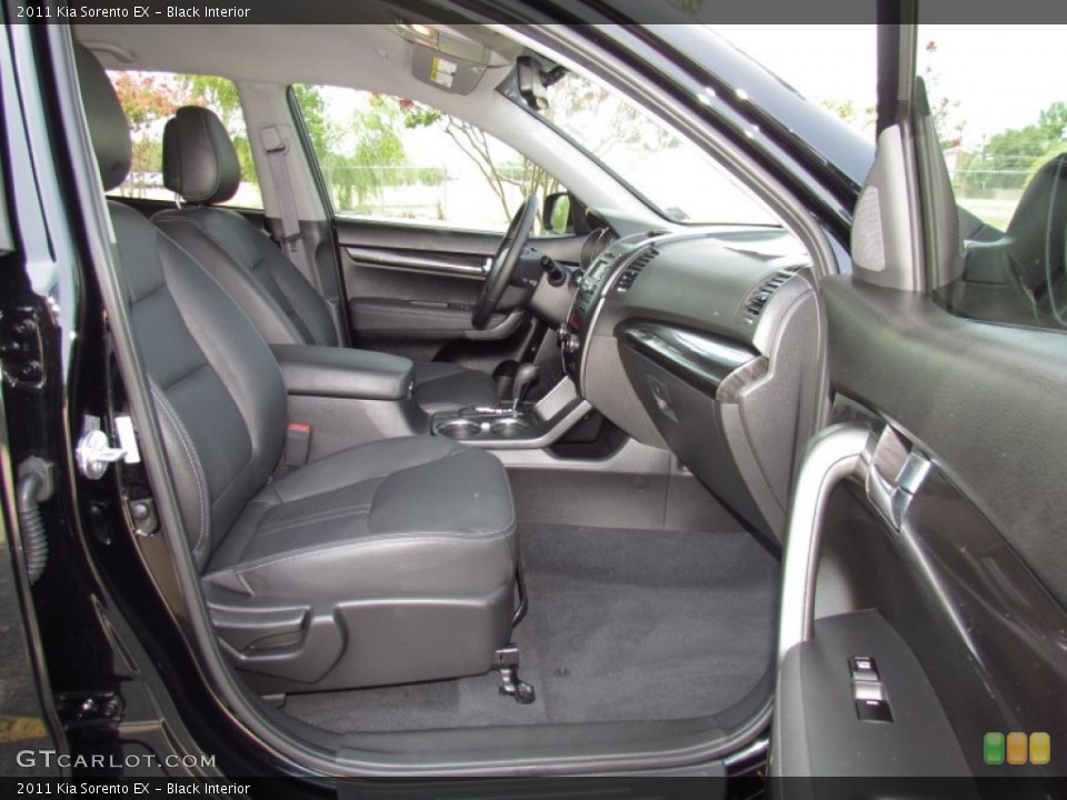 Black Interior Photo for the 2011 Kia Sorento EX #52463408