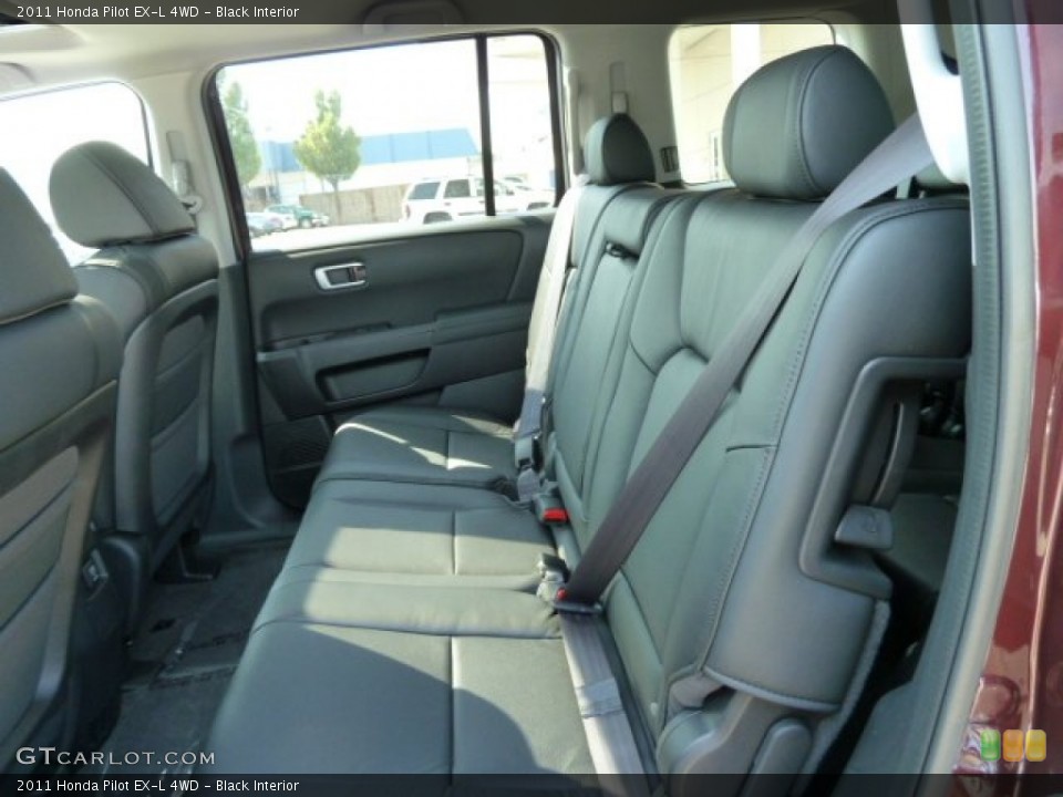Black Interior Photo for the 2011 Honda Pilot EX-L 4WD #52473959