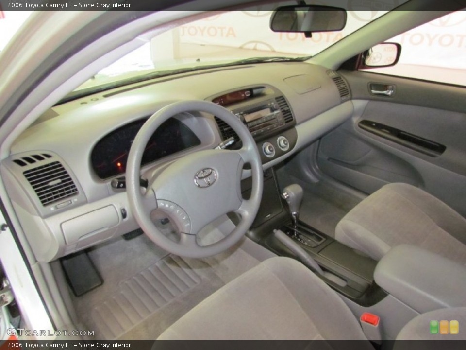 Stone Gray Interior Photo for the 2006 Toyota Camry LE #52484294