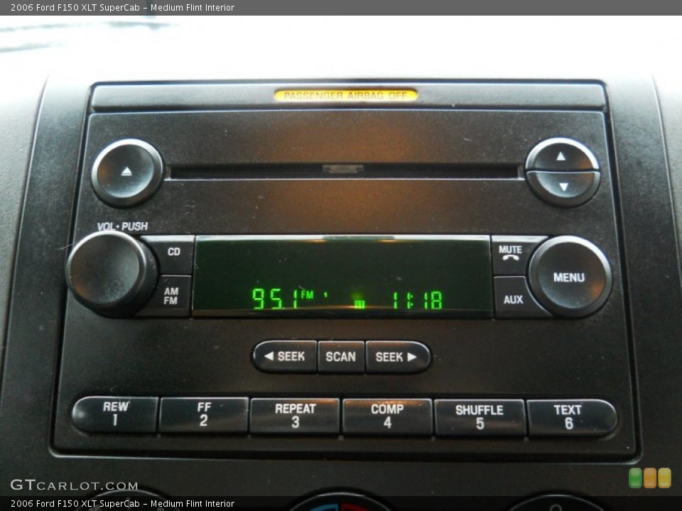 Medium Flint Interior Controls for the 2006 Ford F150 XLT SuperCab #52489136