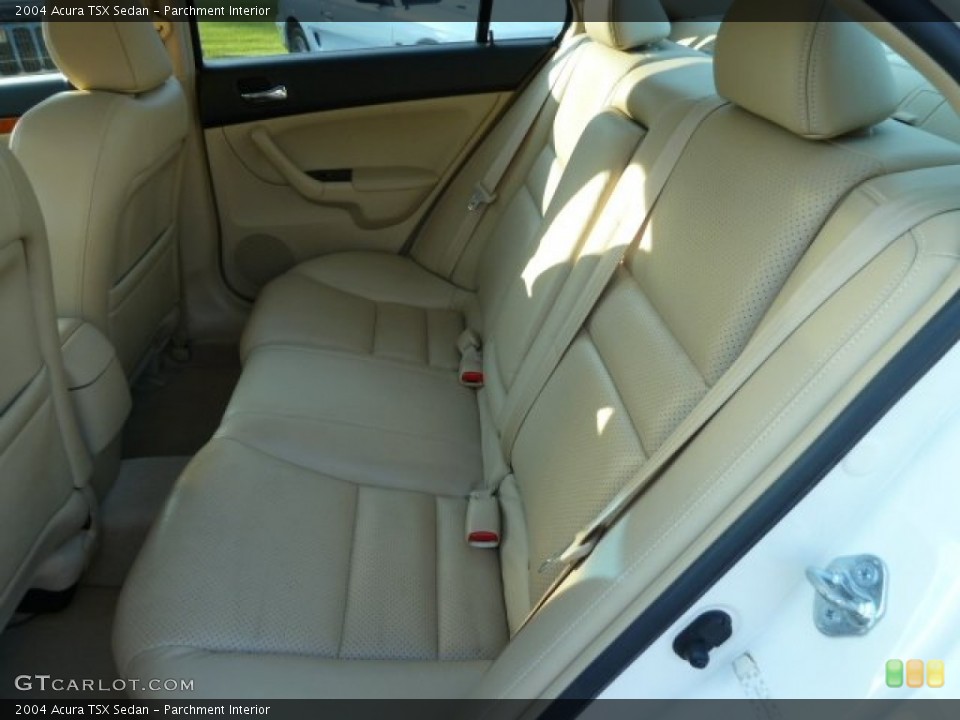 Parchment Interior Photo for the 2004 Acura TSX Sedan #52490303