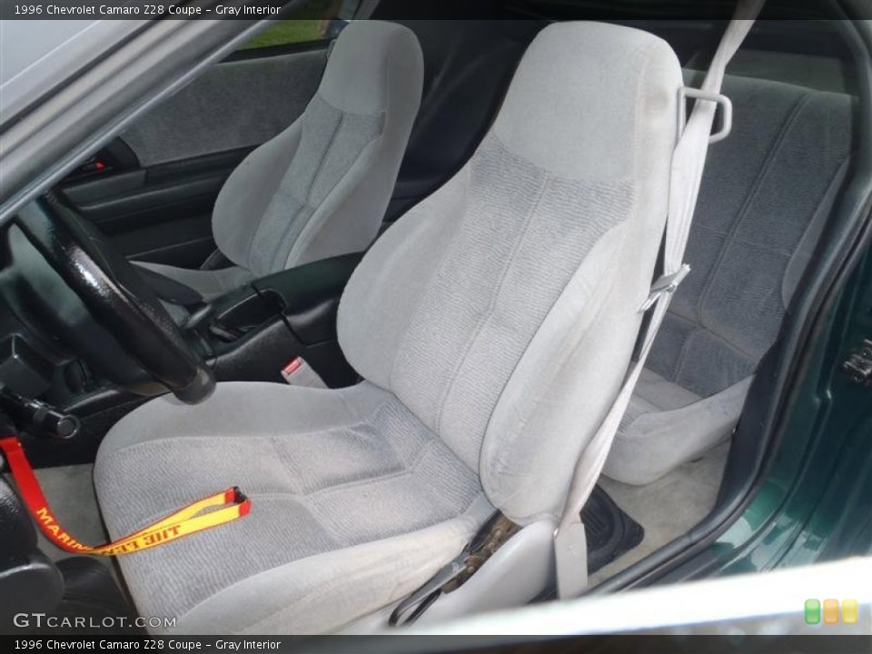 Gray Interior Photo for the 1996 Chevrolet Camaro Z28 Coupe #52490729