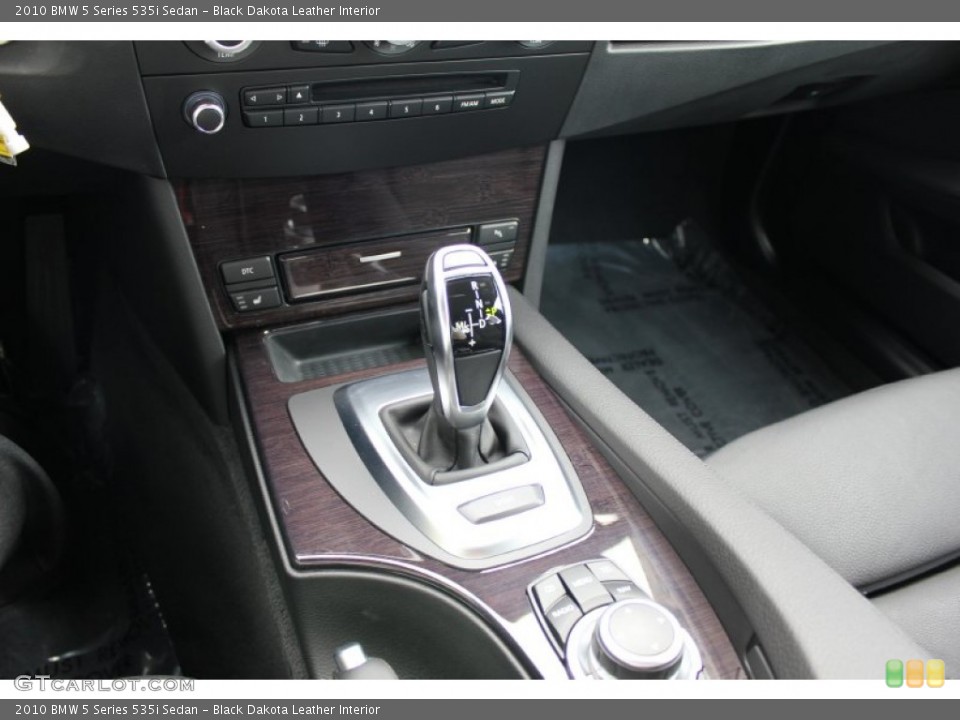Black Dakota Leather Interior Transmission for the 2010 BMW 5 Series 535i Sedan #52498850