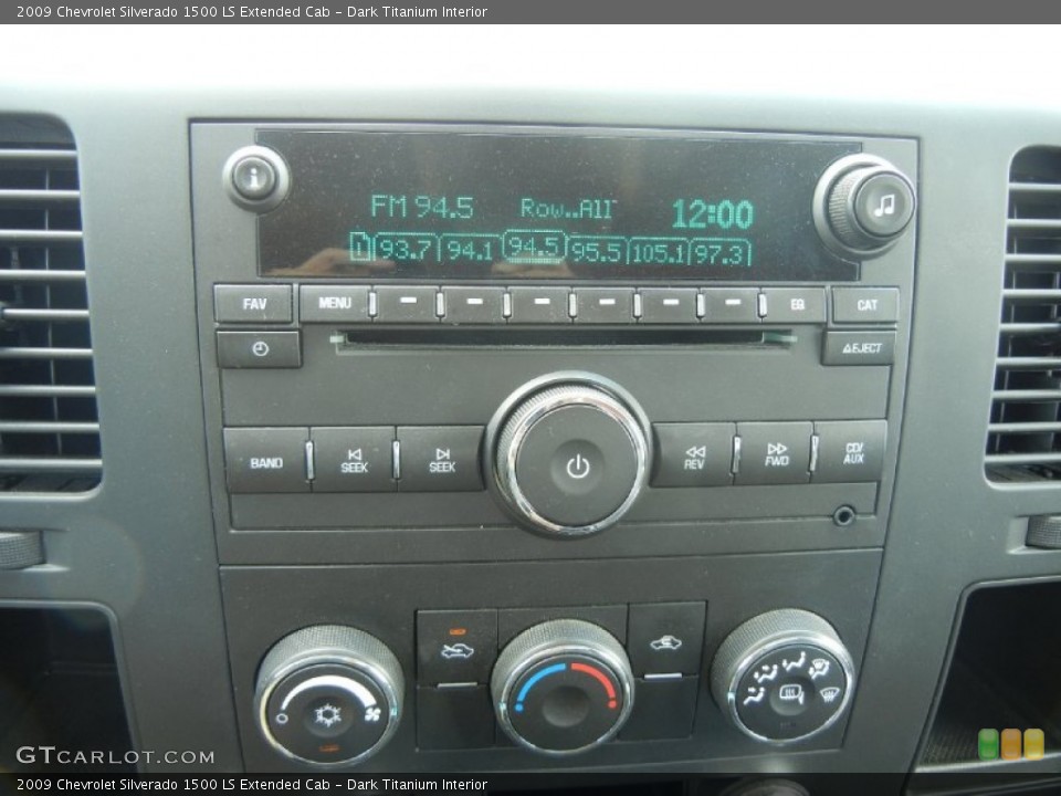 Dark Titanium Interior Controls for the 2009 Chevrolet Silverado 1500 LS Extended Cab #52501884