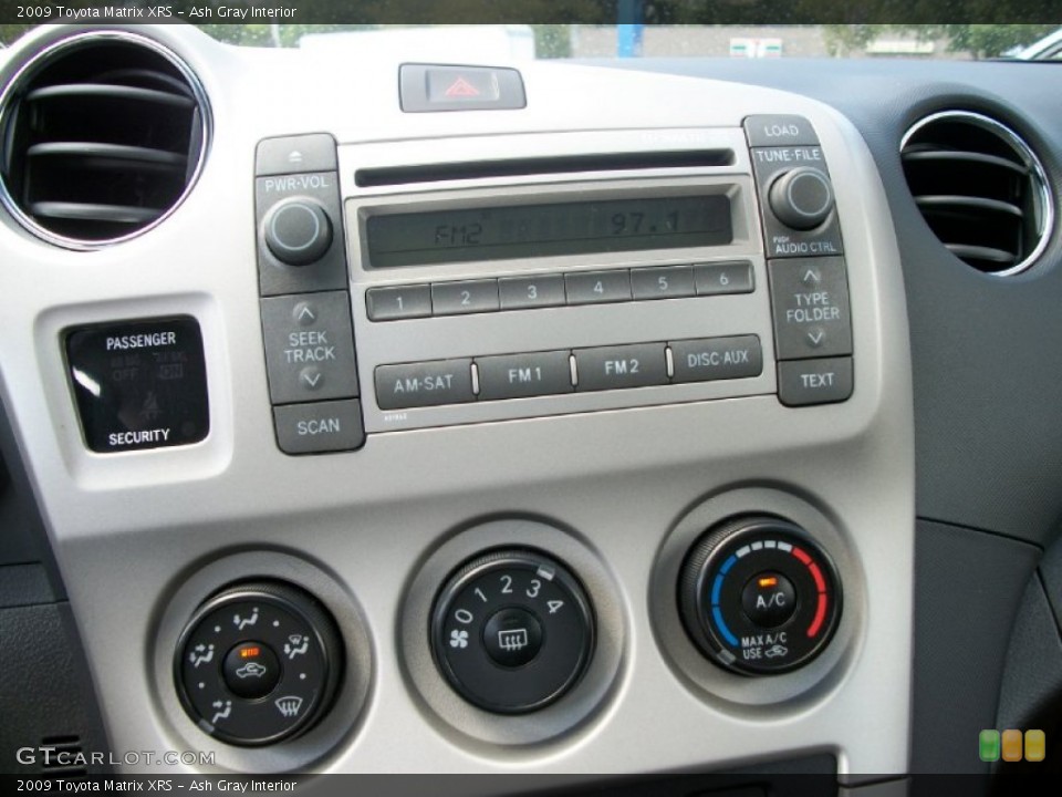 Ash Gray Interior Controls for the 2009 Toyota Matrix XRS #52503363