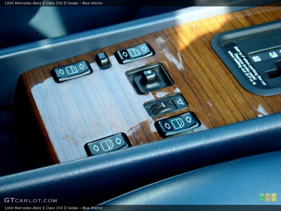 Blue Interior Controls for the 1990 Mercedes-Benz E Class 300 D Sedan #52505034