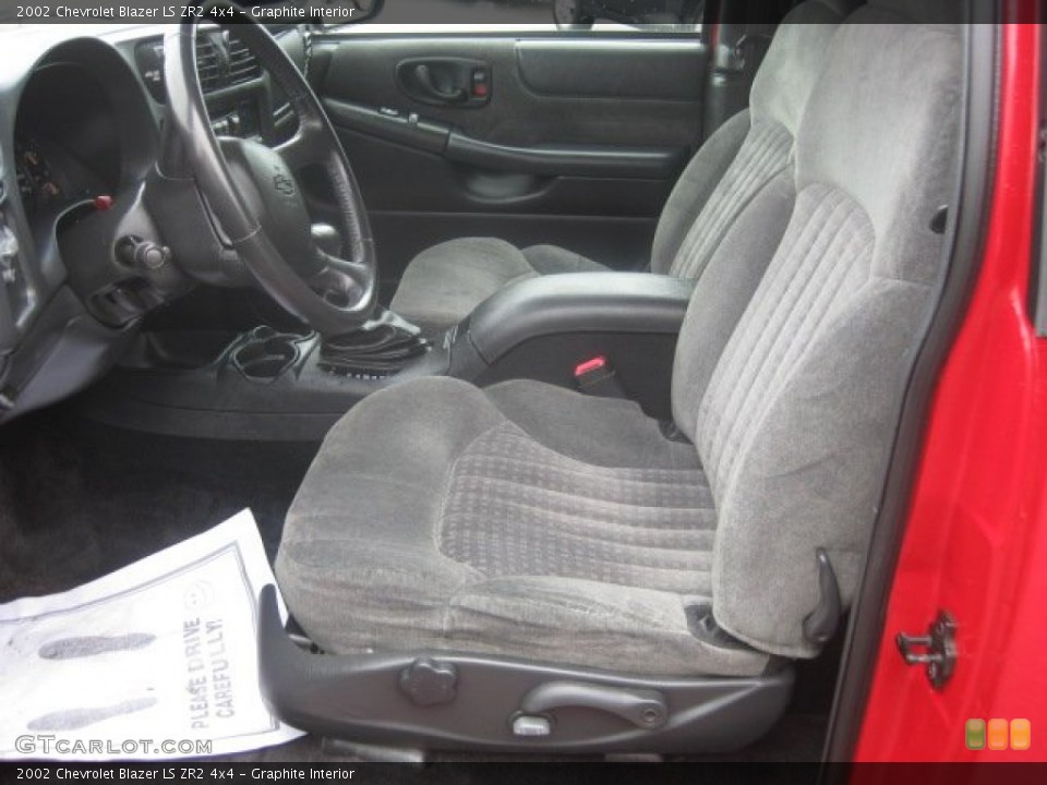 Graphite Interior Photo for the 2002 Chevrolet Blazer LS ZR2 4x4 #52517466