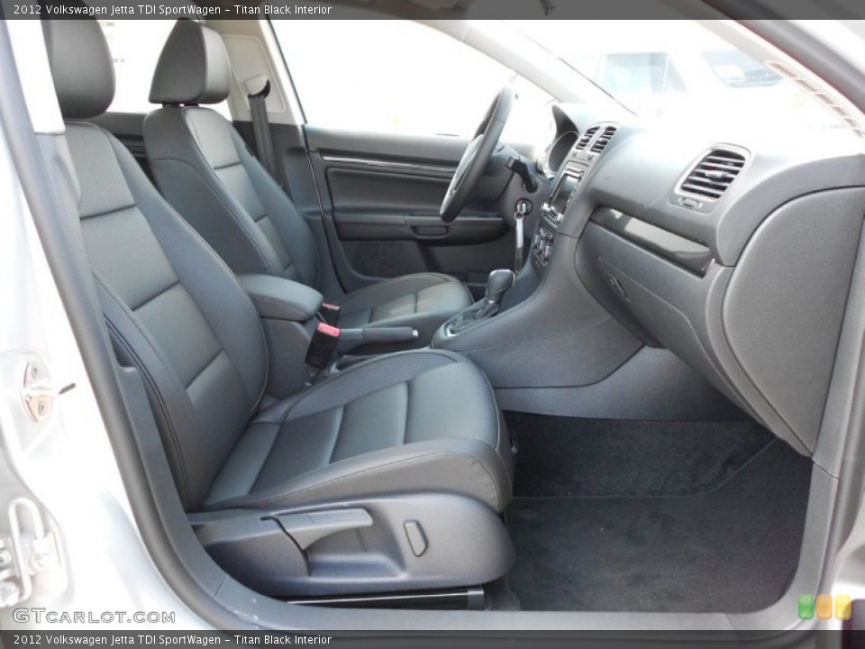 Titan Black Interior Photo for the 2012 Volkswagen Jetta TDI SportWagen #52520406