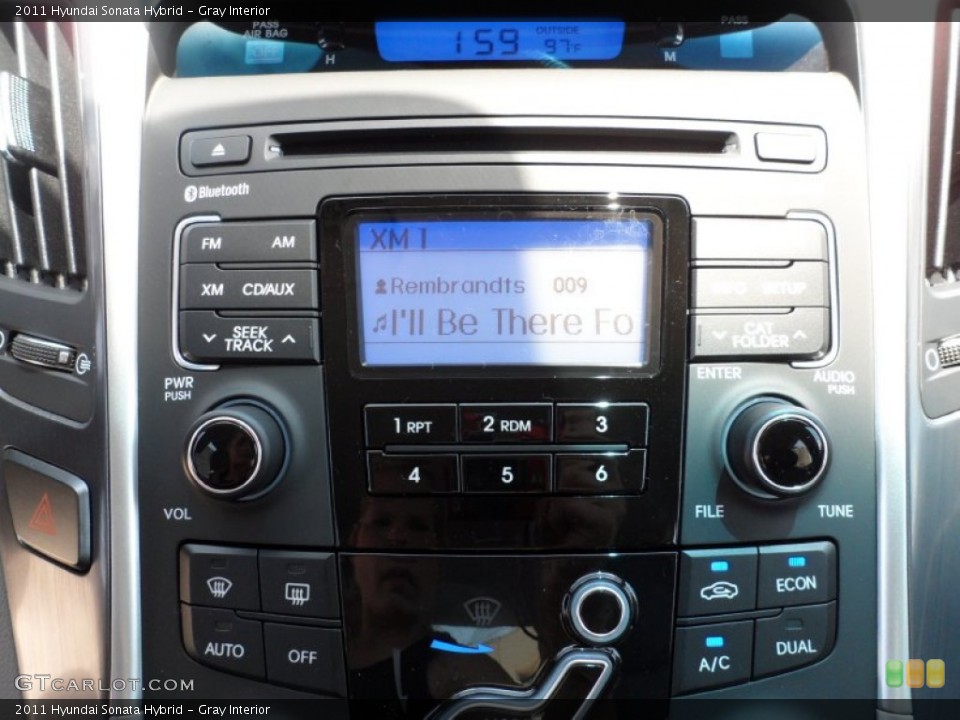 Gray Interior Controls for the 2011 Hyundai Sonata Hybrid #52522758