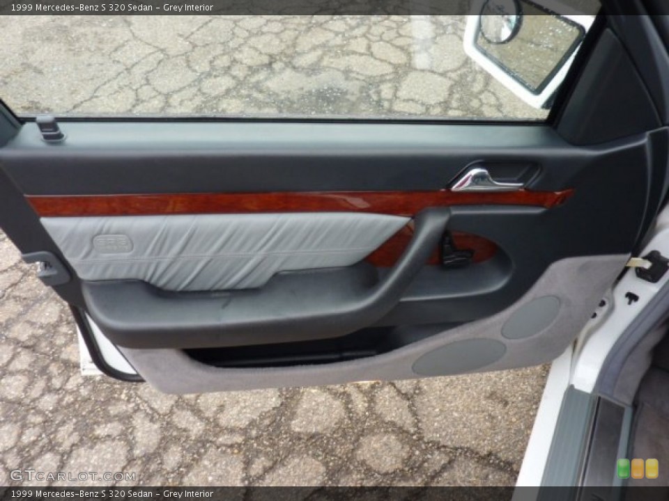 Grey Interior Door Panel for the 1999 Mercedes-Benz S 320 Sedan #52524156