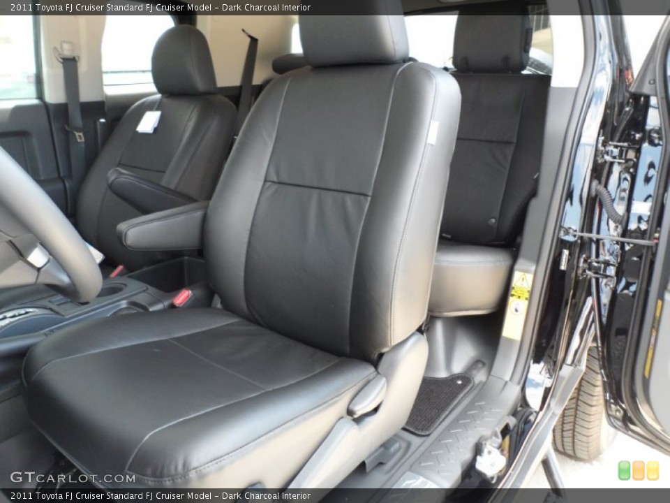 Dark Charcoal Interior Photo for the 2011 Toyota FJ Cruiser  #52526478