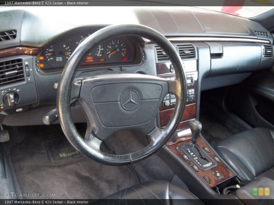 Black Interior Photo for the 1997 Mercedes-Benz E 420 Sedan #52526850
