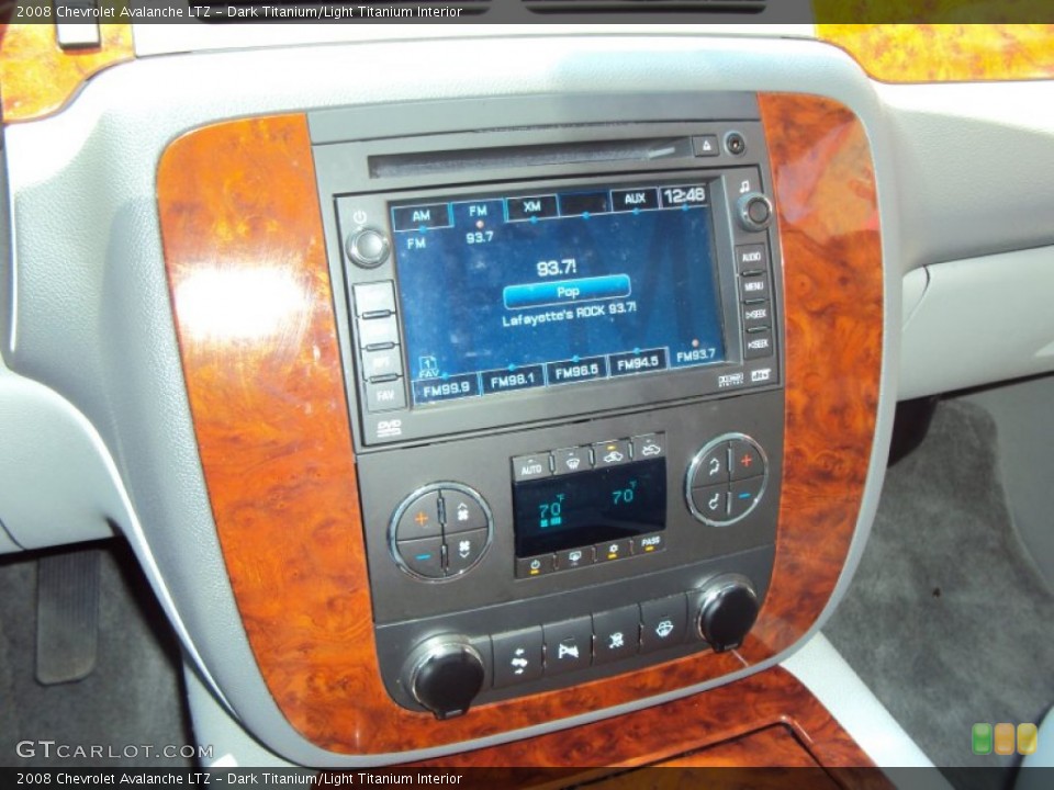 Dark Titanium/Light Titanium Interior Controls for the 2008 Chevrolet Avalanche LTZ #52530663