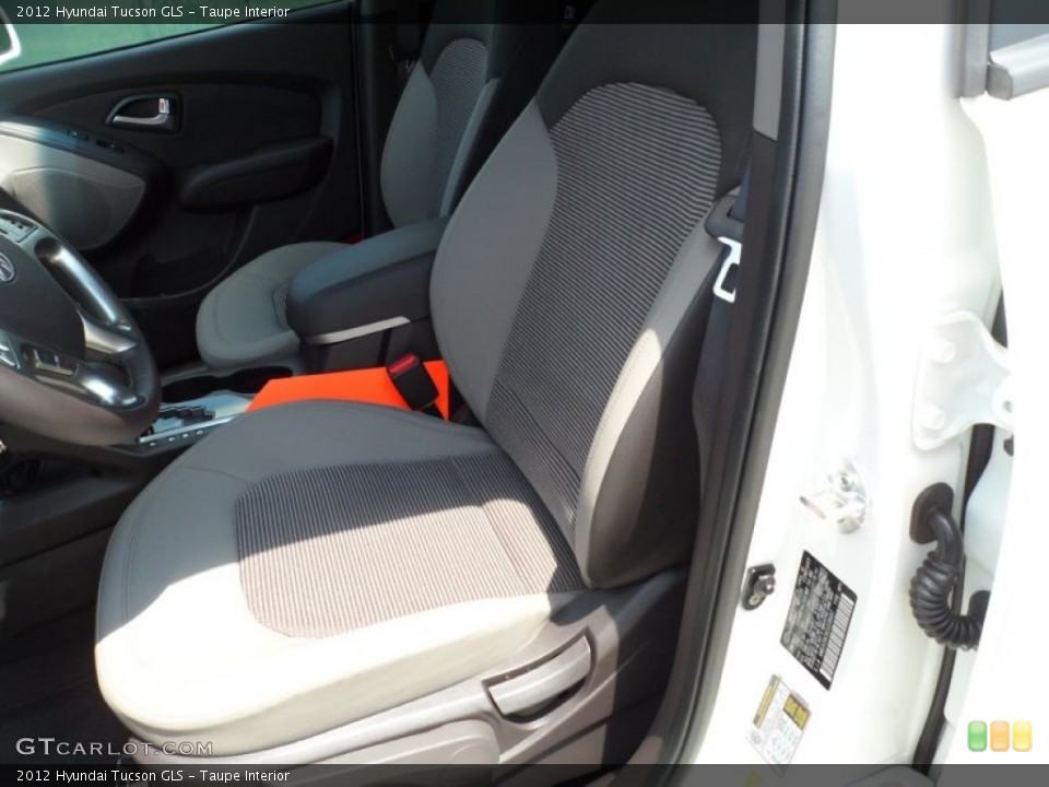 Taupe Interior Photo for the 2012 Hyundai Tucson GLS #52531983