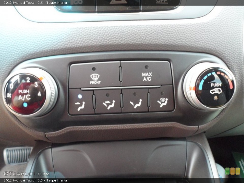 Taupe Interior Controls for the 2012 Hyundai Tucson GLS #52532058