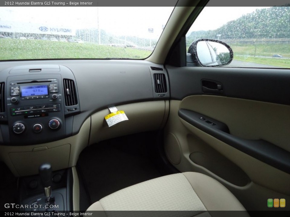 Beige Interior Photo for the 2012 Hyundai Elantra GLS Touring #52544790
