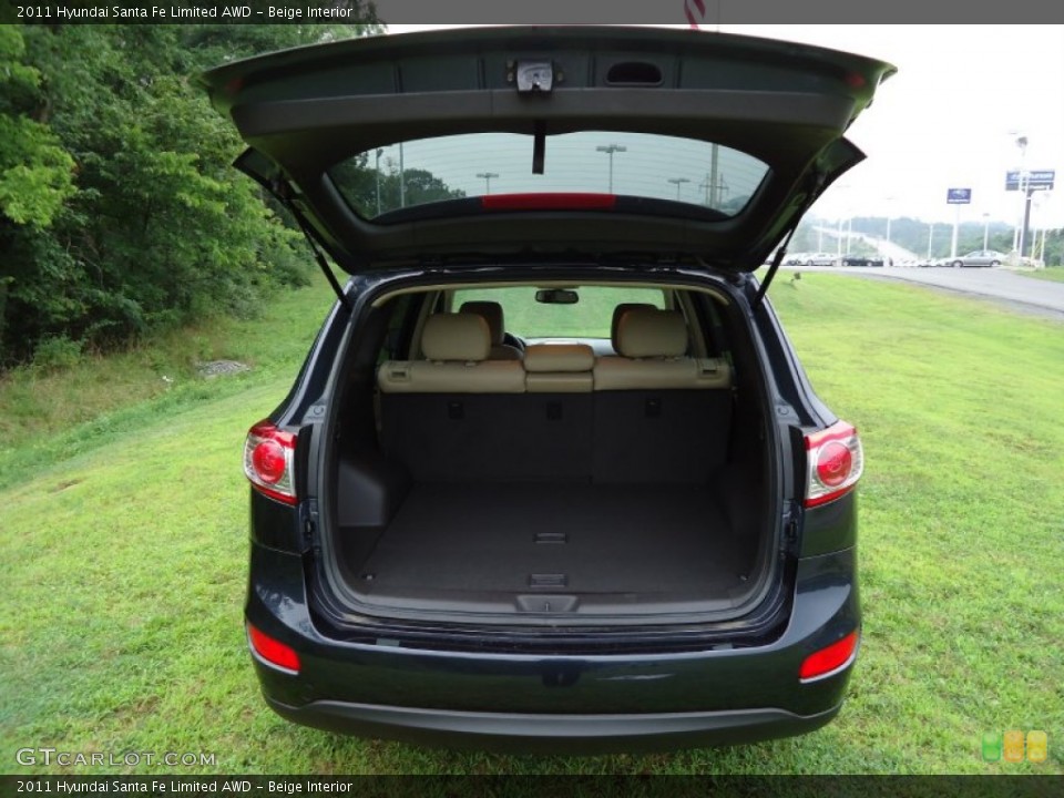 Beige Interior Trunk for the 2011 Hyundai Santa Fe Limited AWD #52544889