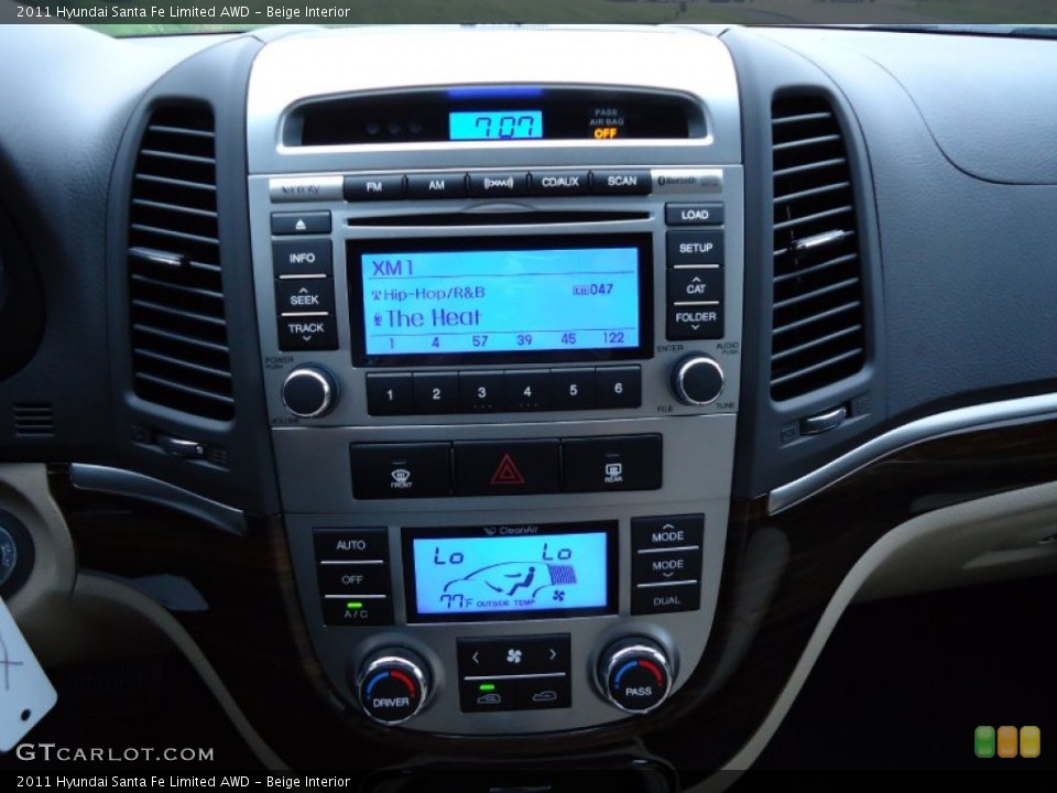 Beige Interior Controls for the 2011 Hyundai Santa Fe Limited AWD #52544940