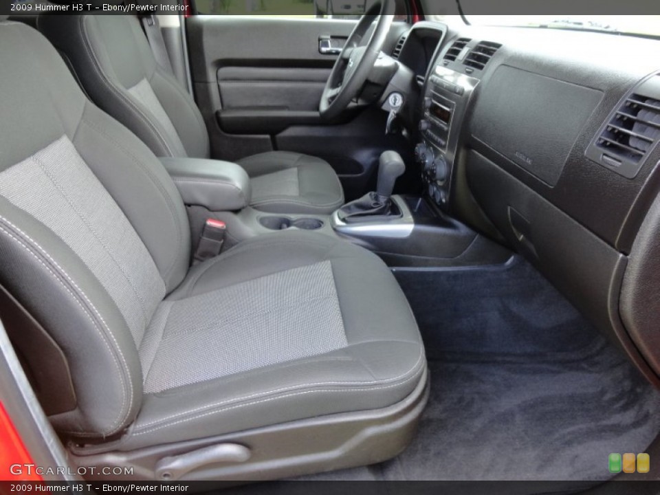 Ebony/Pewter Interior Photo for the 2009 Hummer H3 T #52546740