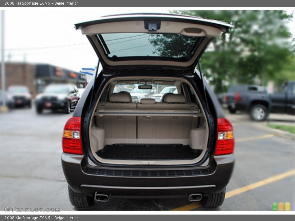 Beige Interior Trunk for the 2008 Kia Sportage EX V6 #52551941