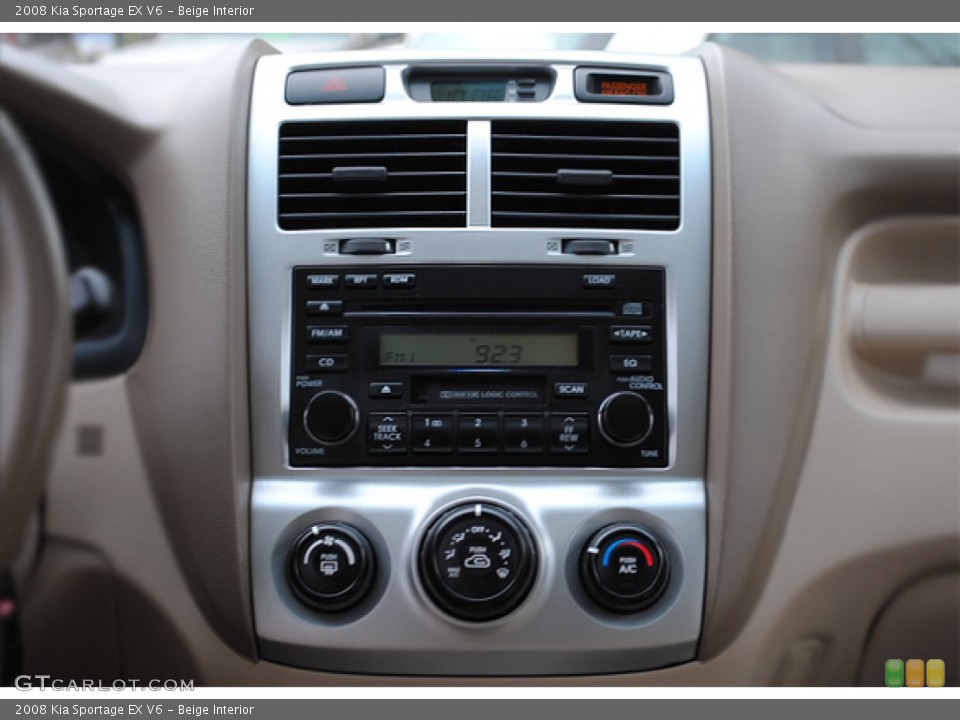 Beige Interior Controls for the 2008 Kia Sportage EX V6 #52552166