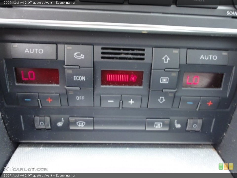 Ebony Interior Controls for the 2007 Audi A4 2.0T quattro Avant #52560353