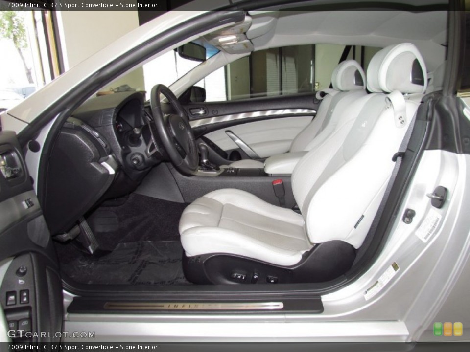 Stone Interior Photo for the 2009 Infiniti G 37 S Sport Convertible #52563956