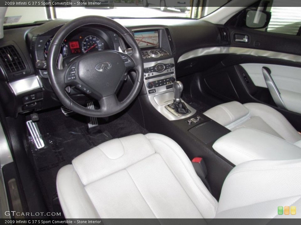 Stone Interior Dashboard for the 2009 Infiniti G 37 S Sport Convertible #52564028