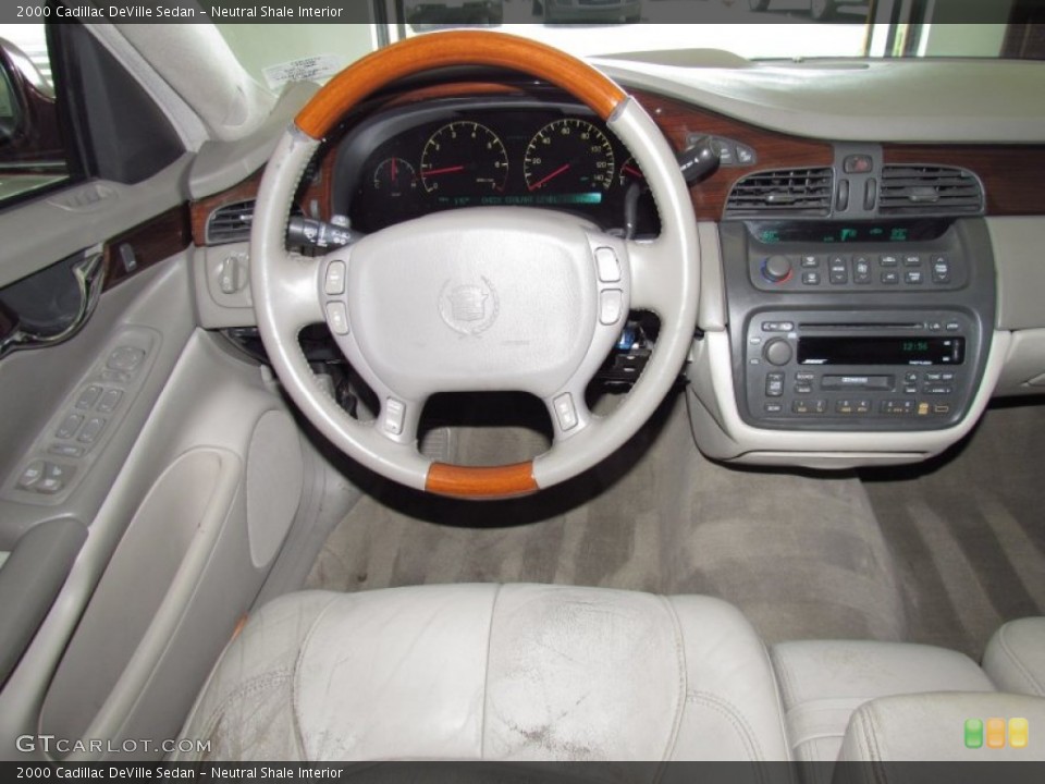 Neutral Shale Interior Steering Wheel for the 2000 Cadillac DeVille Sedan #52564991