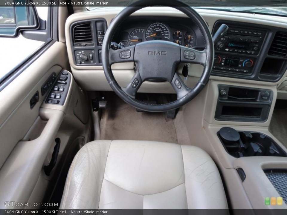 Neutral/Shale Interior Dashboard for the 2004 GMC Yukon XL 1500 SLT 4x4 #52565171