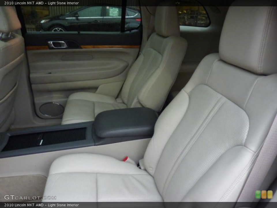 Light Stone Interior Photo for the 2010 Lincoln MKT AWD #52566506