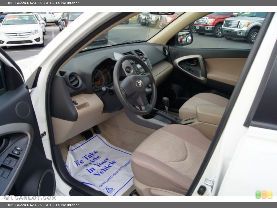 Taupe Interior Photo for the 2006 Toyota RAV4 V6 4WD #52567838