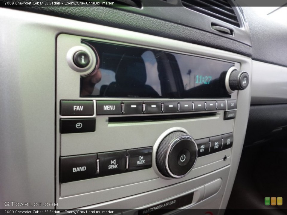 Ebony/Gray UltraLux Interior Controls for the 2009 Chevrolet Cobalt SS Sedan #52576067