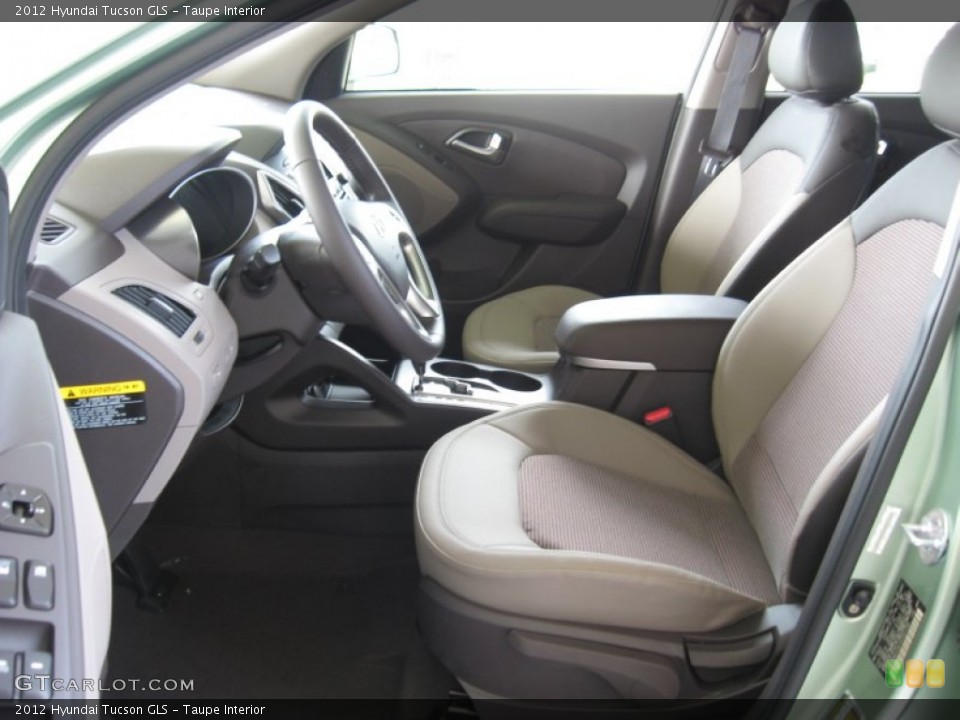 Taupe Interior Photo for the 2012 Hyundai Tucson GLS #52583387