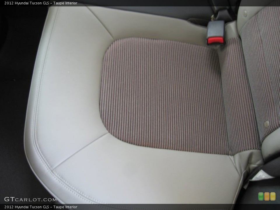 Taupe Interior Photo for the 2012 Hyundai Tucson GLS #52583420