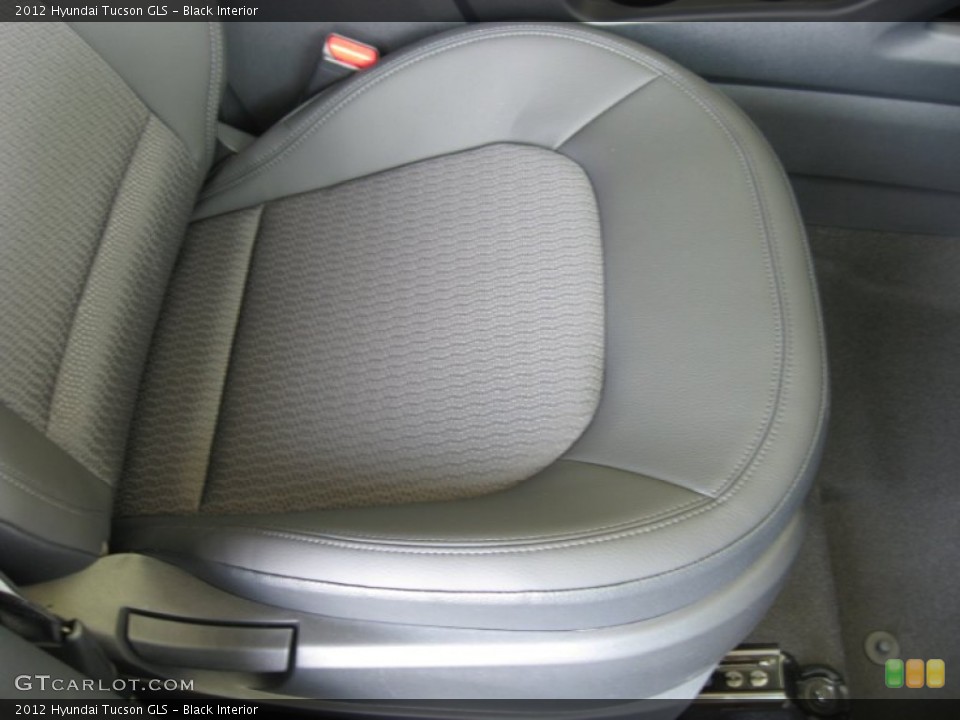 Black Interior Photo for the 2012 Hyundai Tucson GLS #52584245