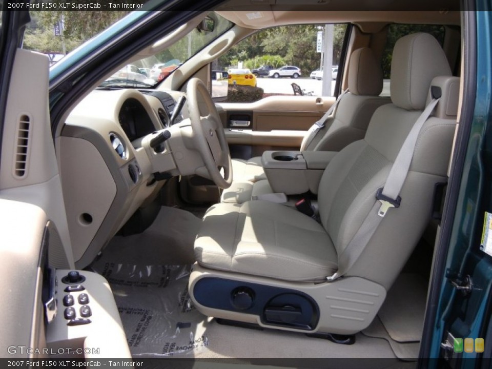 Tan Interior Photo for the 2007 Ford F150 XLT SuperCab #52594370