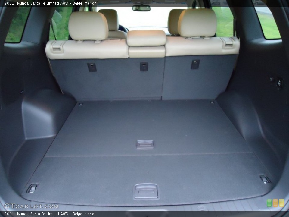 Beige Interior Trunk for the 2011 Hyundai Santa Fe Limited AWD #52597403