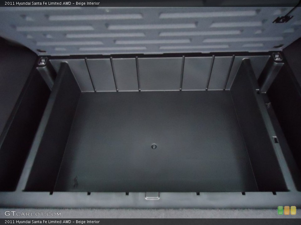 Beige Interior Trunk for the 2011 Hyundai Santa Fe Limited AWD #52597406
