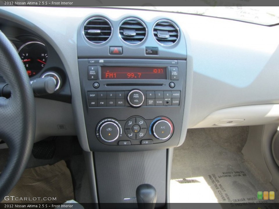 Frost Interior Controls for the 2012 Nissan Altima 2.5 S #52603700