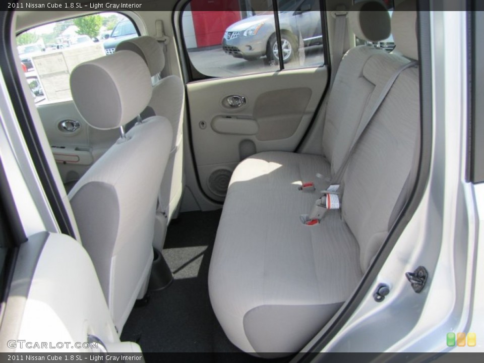 Light Gray Interior Photo for the 2011 Nissan Cube 1.8 SL #52606175