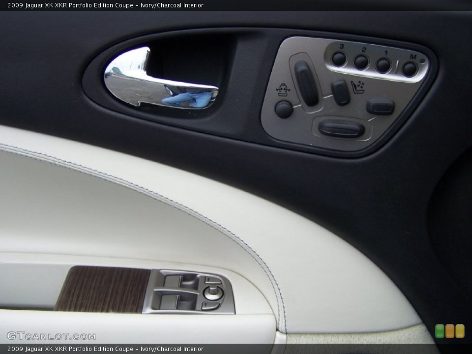 Ivory/Charcoal Interior Controls for the 2009 Jaguar XK XKR Portfolio Edition Coupe #52607903