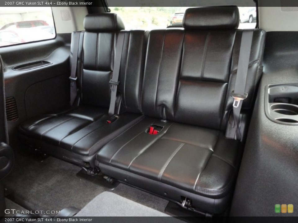 Ebony Black Interior Photo for the 2007 GMC Yukon SLT 4x4 #52615355