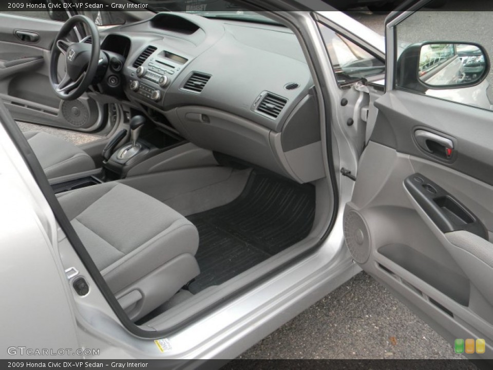 Gray Interior Photo for the 2009 Honda Civic DX-VP Sedan #52615619