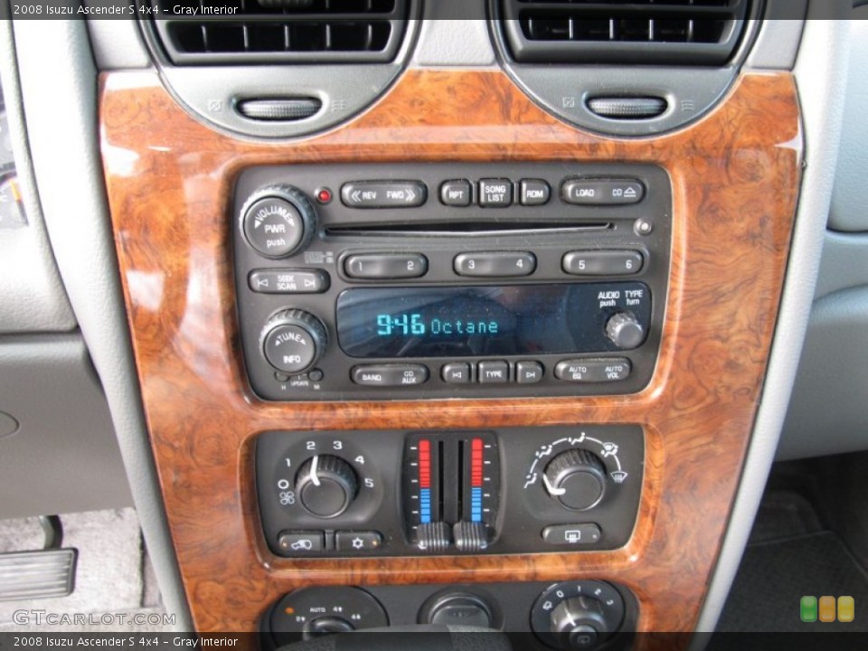 Gray Interior Controls for the 2008 Isuzu Ascender S 4x4 #52623971